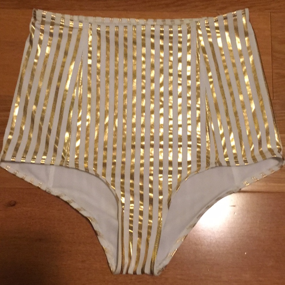 XS Kortni jeane bottoms